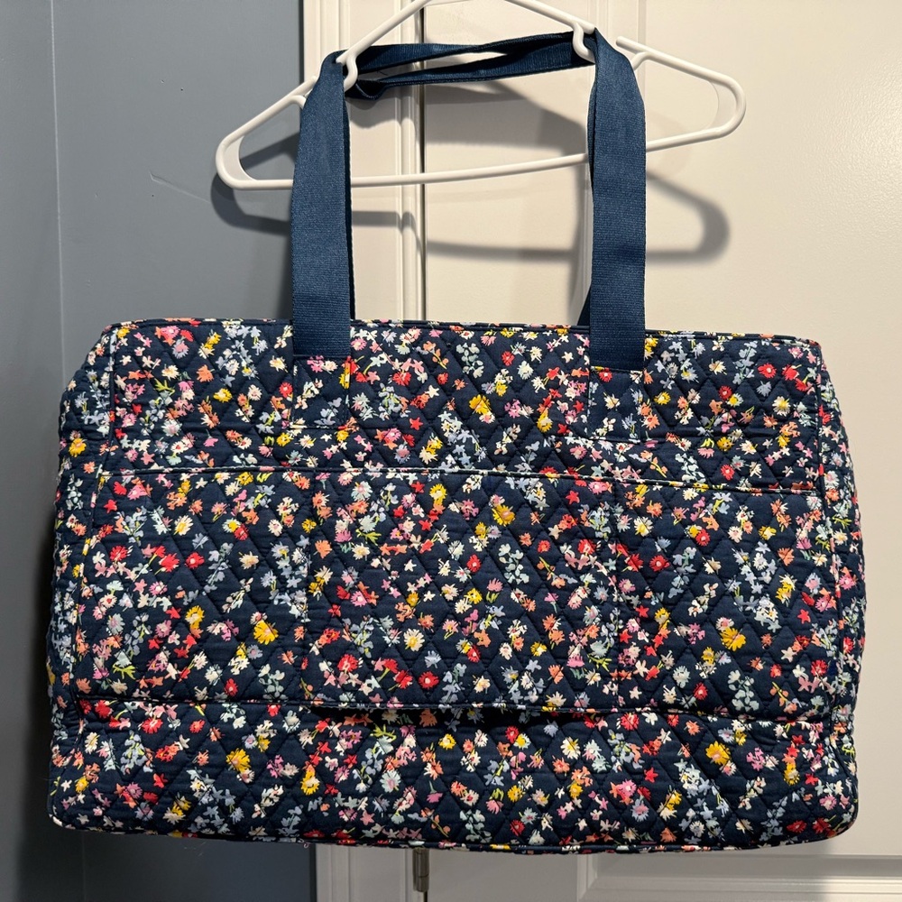 Like new Vera Bradley Floral Quilted Tote Bag